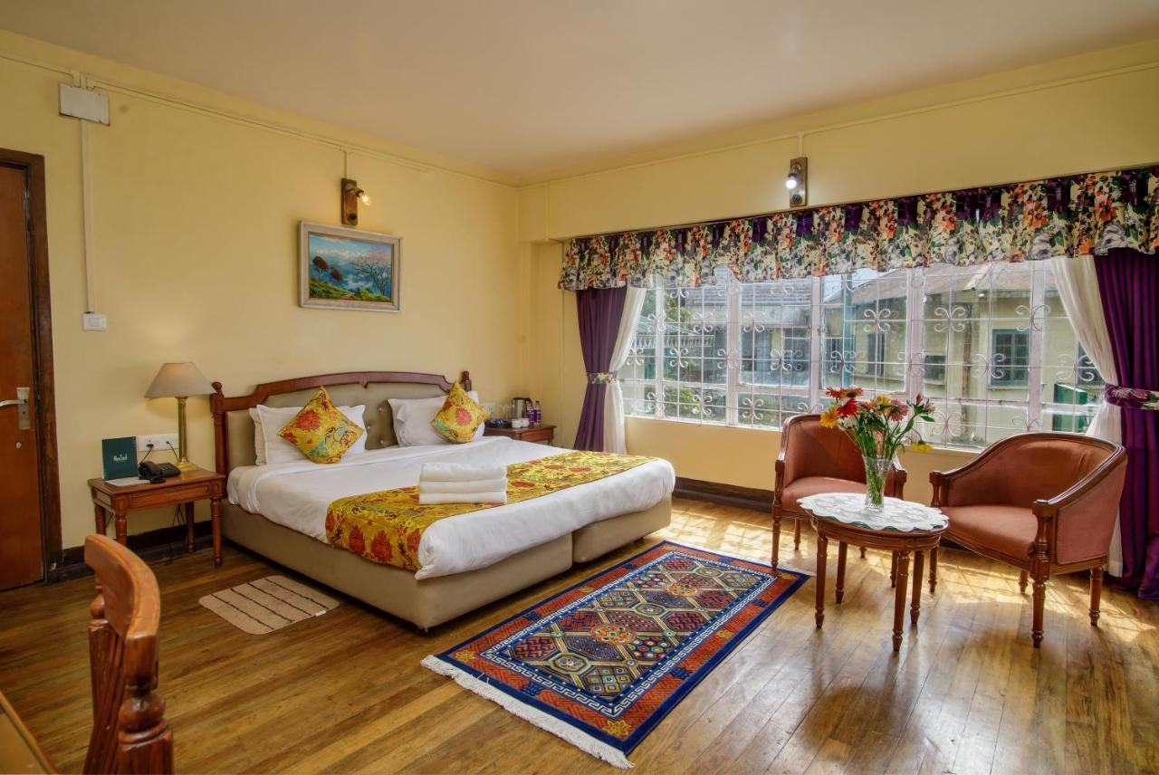 Muscatel Himalayan Resort - 400 Mts From Mall Road ดาร์จีลิง ภายนอก รูปภาพ