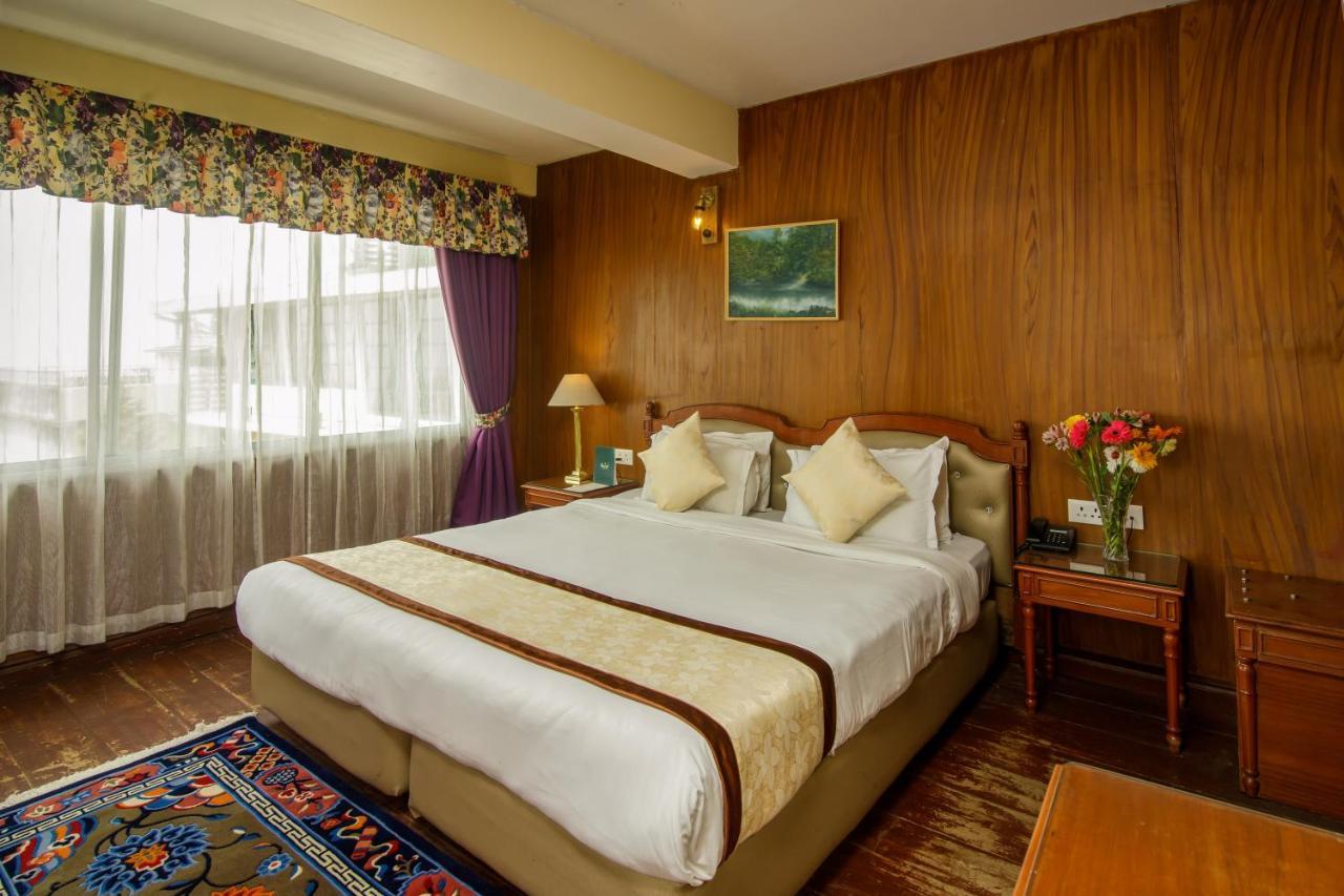 Muscatel Himalayan Resort - 400 Mts From Mall Road ดาร์จีลิง ภายนอก รูปภาพ