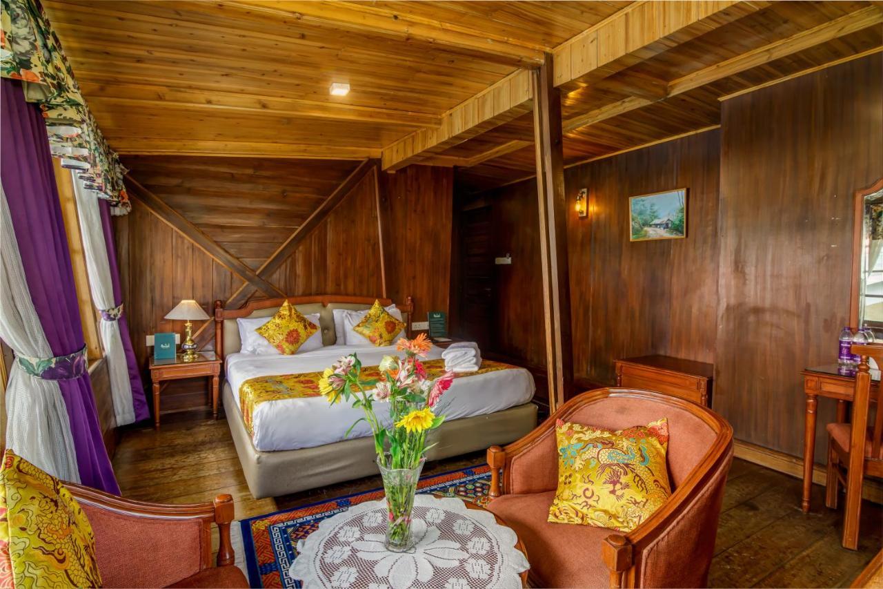 Muscatel Himalayan Resort - 400 Mts From Mall Road ดาร์จีลิง ภายนอก รูปภาพ