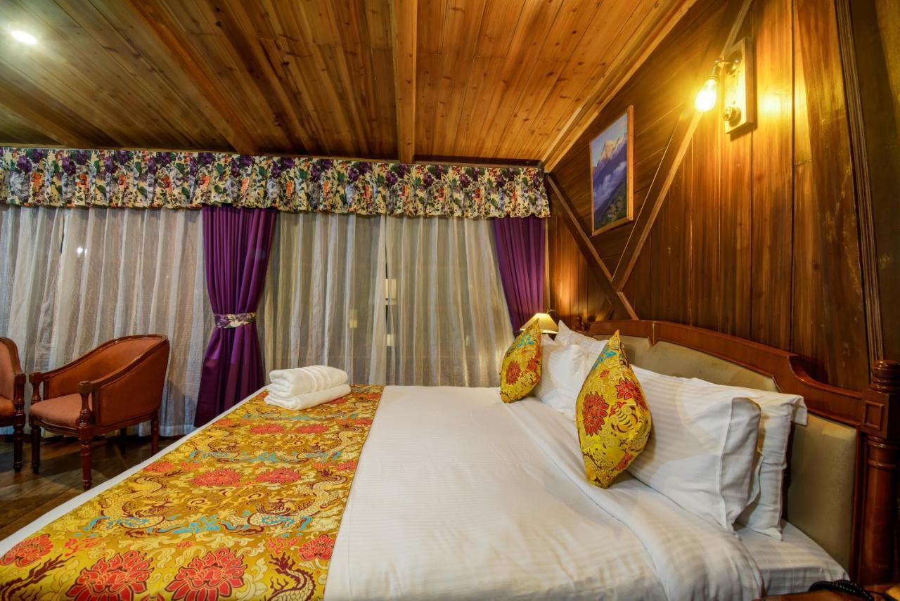Muscatel Himalayan Resort - 400 Mts From Mall Road ดาร์จีลิง ภายนอก รูปภาพ