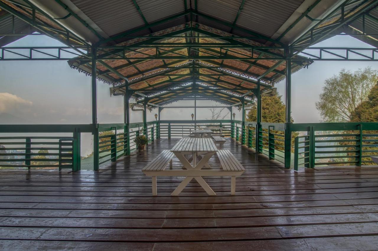 Muscatel Himalayan Resort - 400 Mts From Mall Road ดาร์จีลิง ภายนอก รูปภาพ